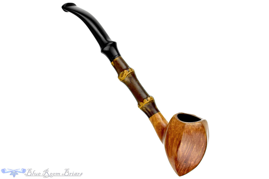 Blue Room Briars is proud to present this Bent Paneled Acorn with Dark Bamboo Estate Pipe