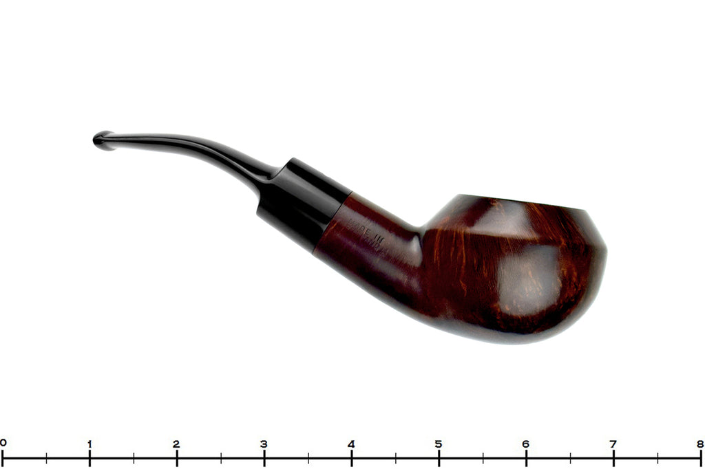 Blue Room Briars is proud to present this Dunhill ODA 947 (1974 Make) Bullmoose Estate Pipe