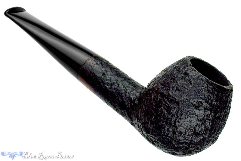 Blue Room Briars is proud to present this Stanwell DM (1997 Make) Sandblast Apple Estate Pipe