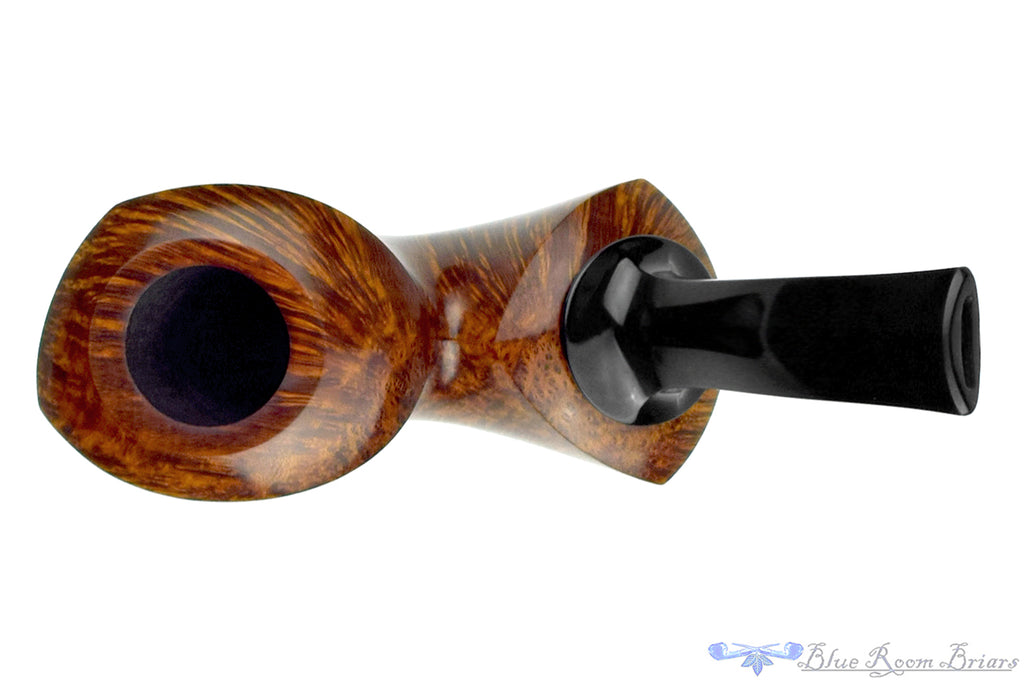 Blue Room Briars is proud to present this Sabina Santos Bent Reverse Calabash Sitter with Plateaux Estate Pipe