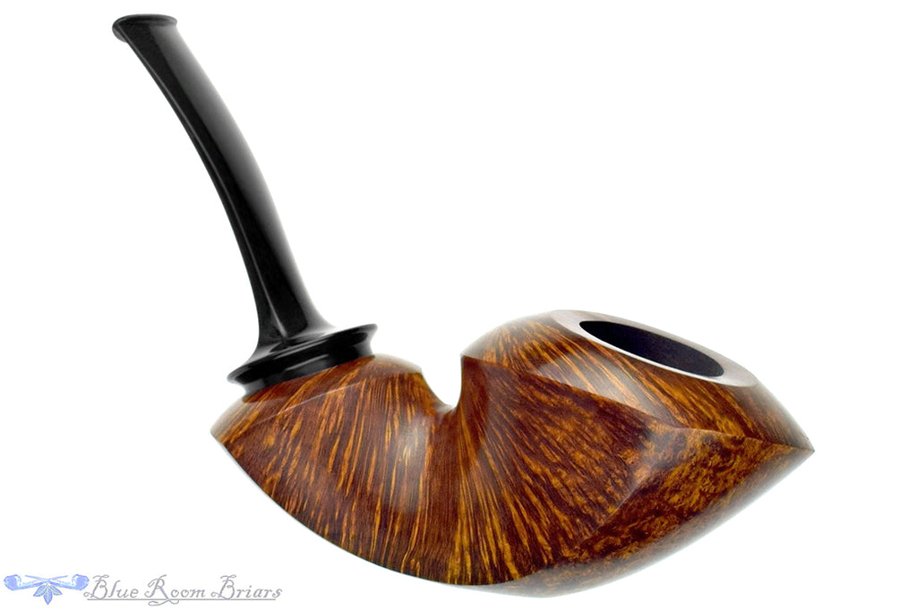 Blue Room Briars is proud to present this Sabina Santos Bent Reverse Calabash Sitter with Plateaux Estate Pipe