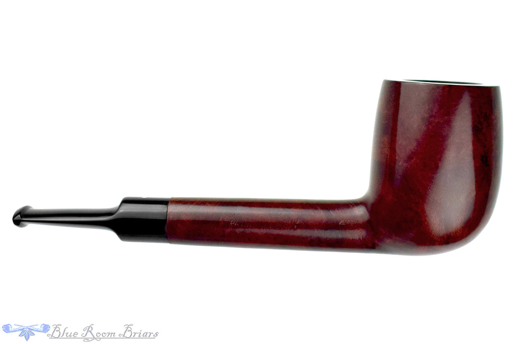 Blue Room Briars is proud to present this Dunhill A 40 (1937 Make) Lovat Estate Pipe