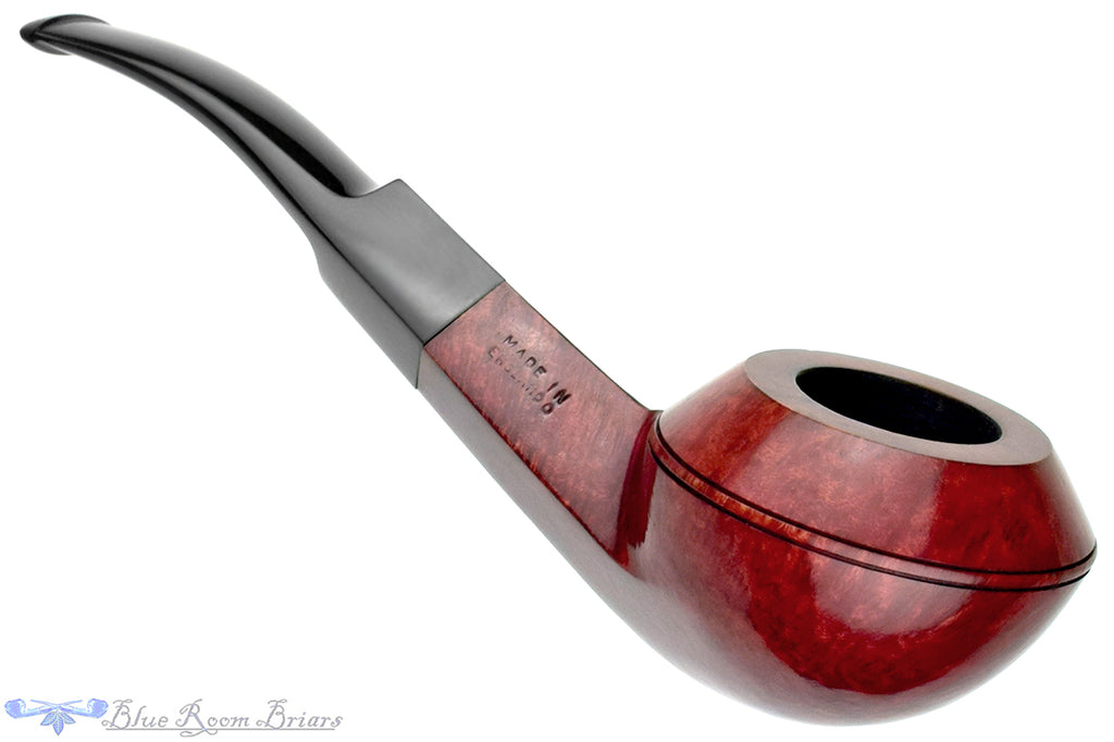 Blue Room Briars is proud to present this Dunhill Bruyere ODA 839 (1960 Make) Bent Bulldog Estate Pipe