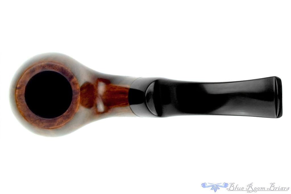 Blue Room Briars is proud to present this Georg Jensen 72 Ekstra Bent Egg Estate Pipe