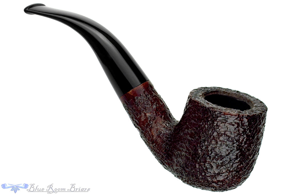 Blue Room Briars is proud to present this Rossi (Savinelli) Sitting 8622 Bent Rusticated Pot (6mm Filter) Estate Pipe