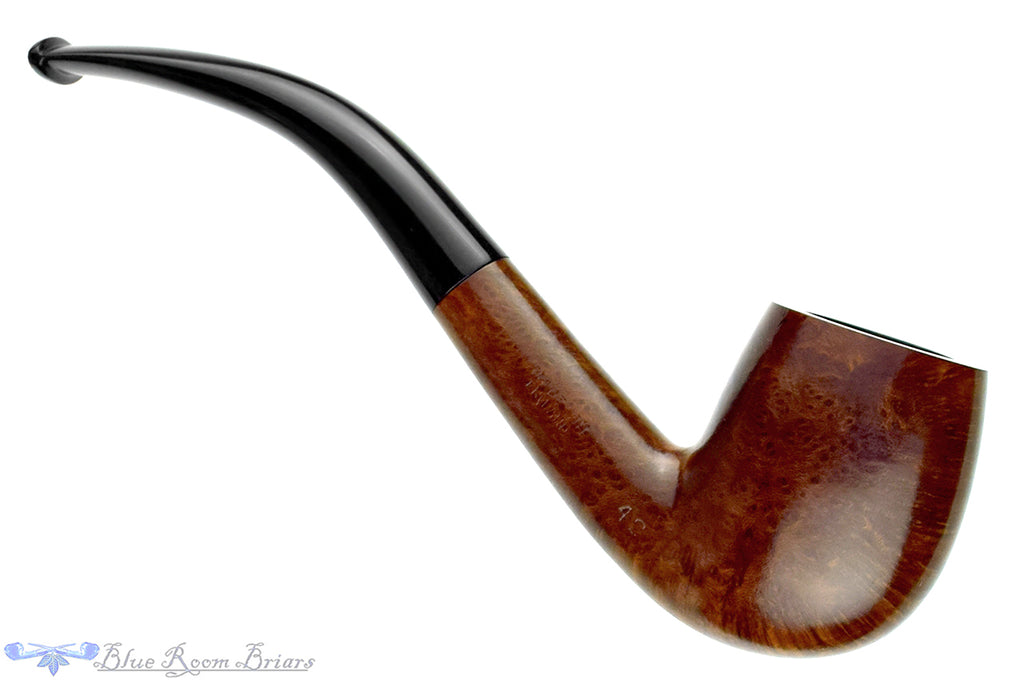 Blue Room Briars is proud to present this Ben Wade Selected Grain 42 Bent Billiard Estate Pipe