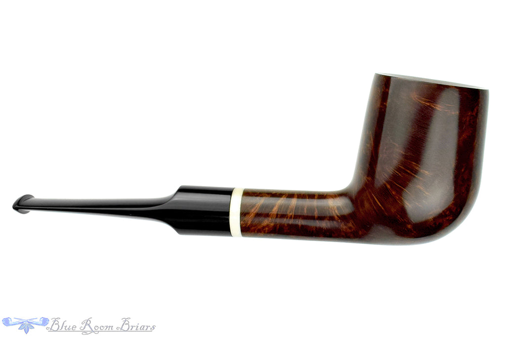 Blue Room Briars is proud to present this Vollmer & Nilsson Saddle Billiard with Ivorite Estate Pipe