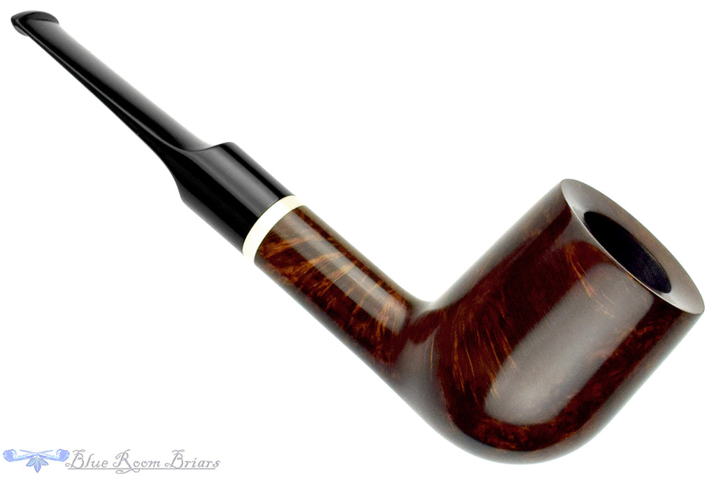 Blue Room Briars is proud to present this Vollmer & Nilsson Saddle Billiard with Ivorite Estate Pipe