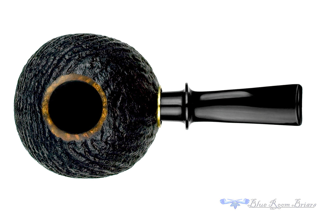 Blue Room Briars is proud to present this Dirk Heinemann Ring Blast Grainbug (2022 Make) Sitter with Brass Estate Pipe