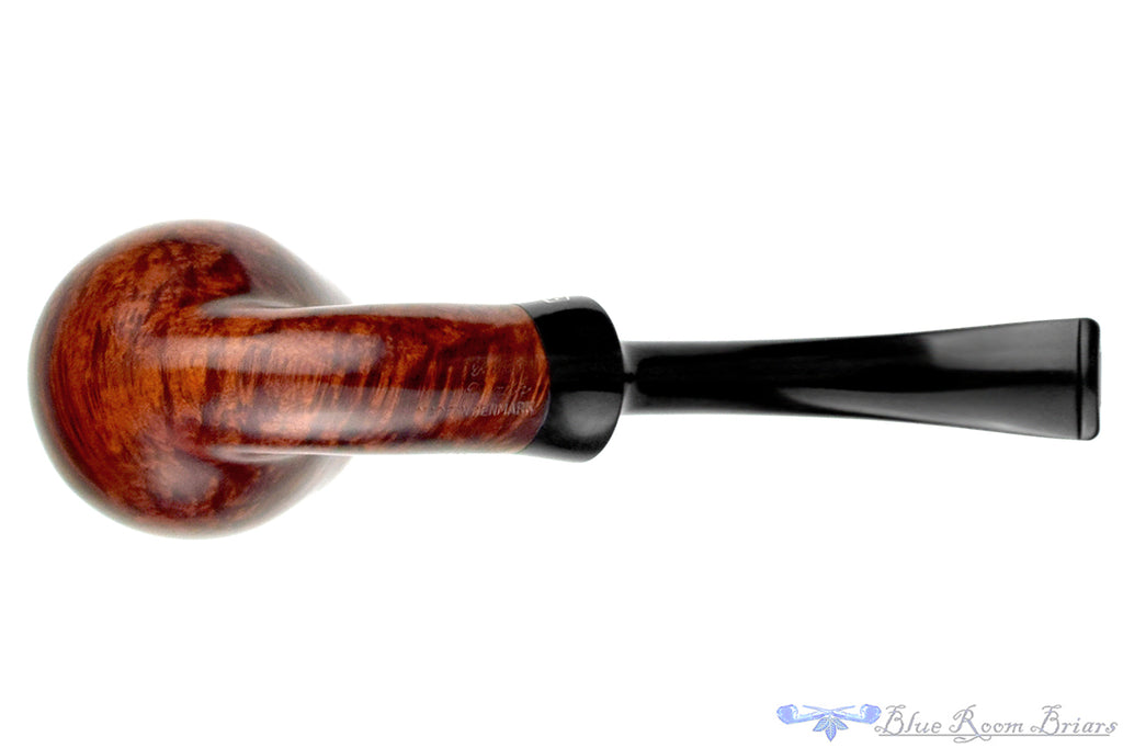 Blue Room Briars is proud to present this Royal Danish (Stanwell) 129 Bent Egg UNSMOKED Estate Pipe