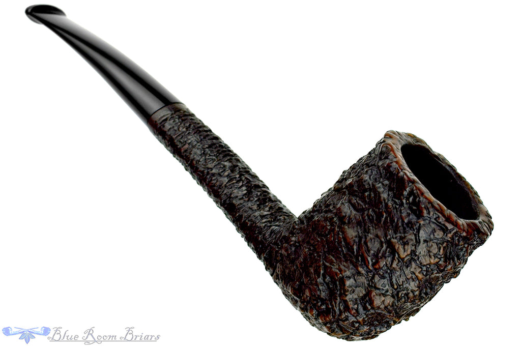 Blue Room Briars is proud to present this Castello Sea Rock Briar 31 Billiard Estate Pipe