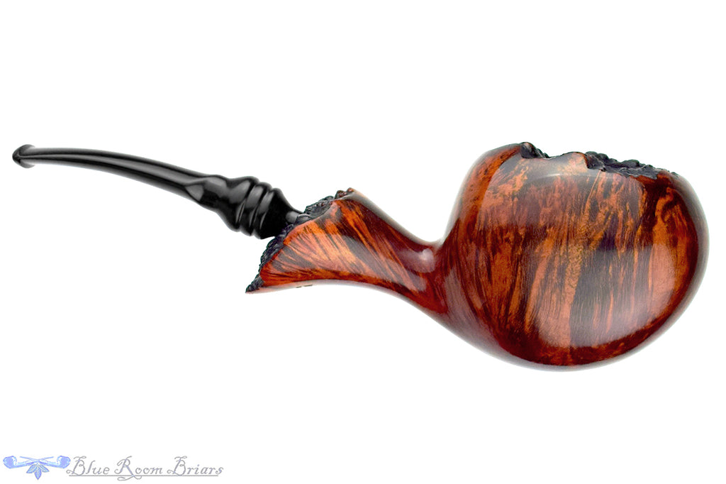 Blue Room Briars is proud to present this Nørding Bent Freehand with Plateaux Estate Pipe