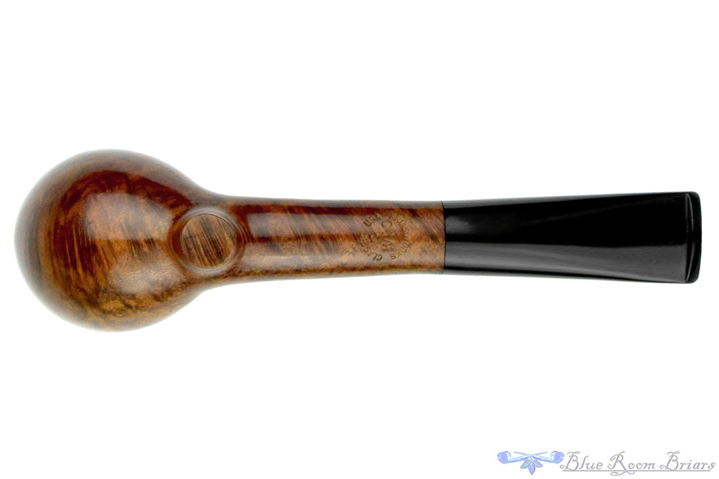 Blue Room Briars is proud to present this BriarWorks Classic C141 Cutty Estate Pipe