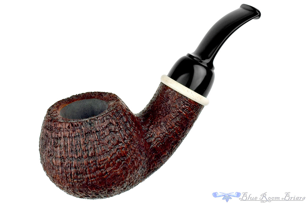 Blue Room Briars is proud to present this Bill Shalosky Pipe 750 Bent Sandblast Apple with Deer Antler