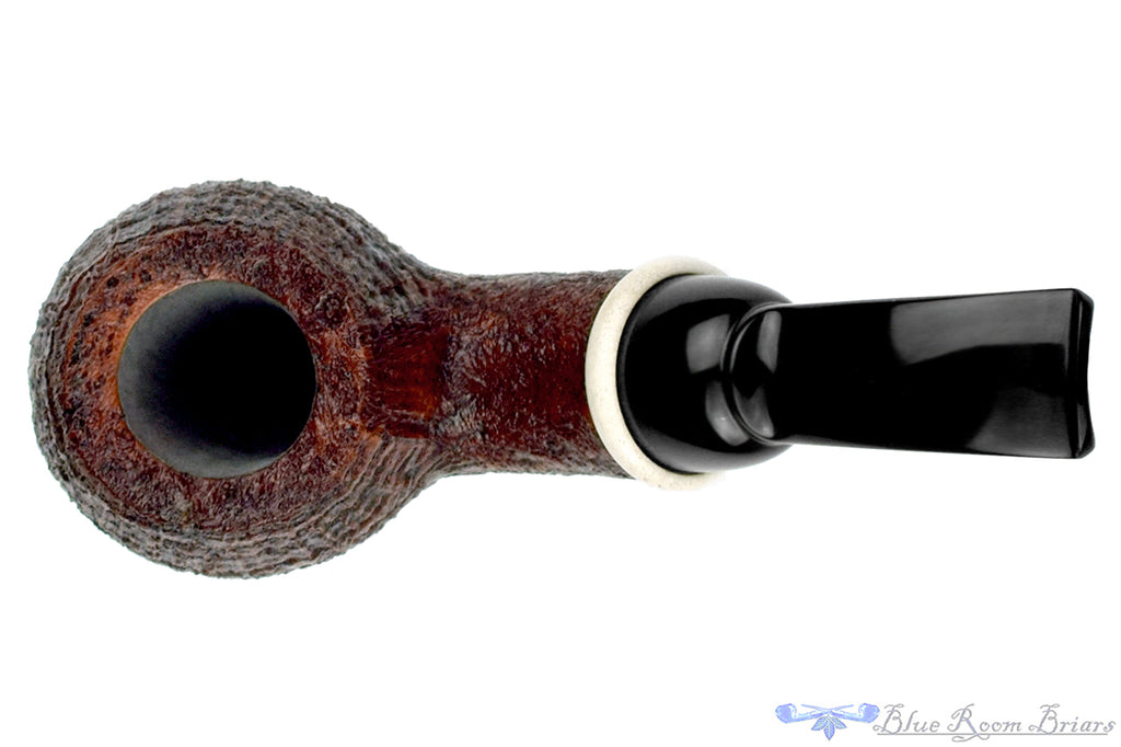 Blue Room Briars is proud to present this Bill Shalosky Pipe 750 Bent Sandblast Apple with Deer Antler