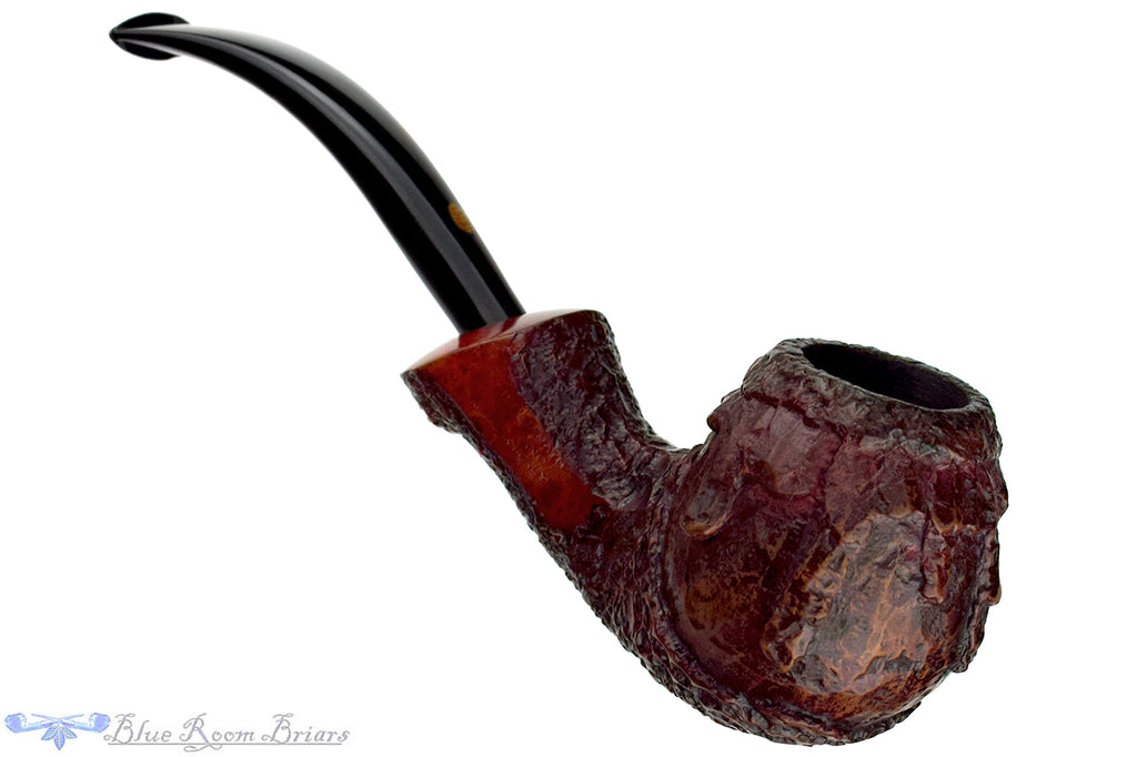 Blue Room Briars is proud to present this Capitello Gotico Bent Carved Apple Estate Pipe