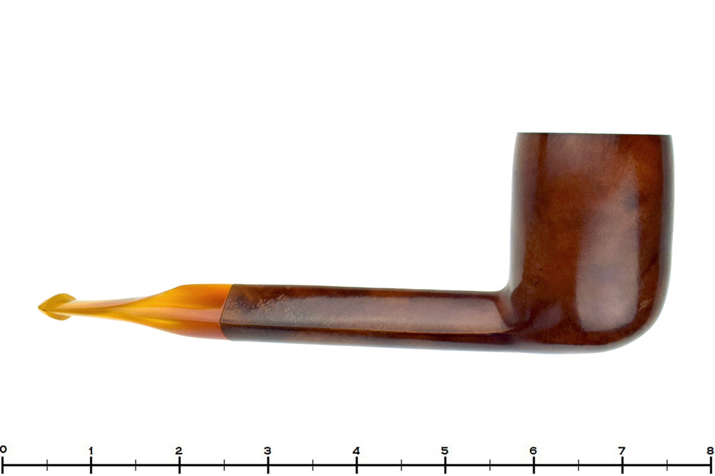 Blue Room Briars is proud to present this Lorenzo Grand Canadian 200 8693 Estate Pipe