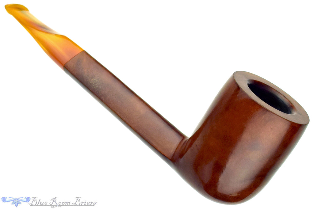 Blue Room Briars is proud to present this Lorenzo Grand Canadian 200 8693 Estate Pipe