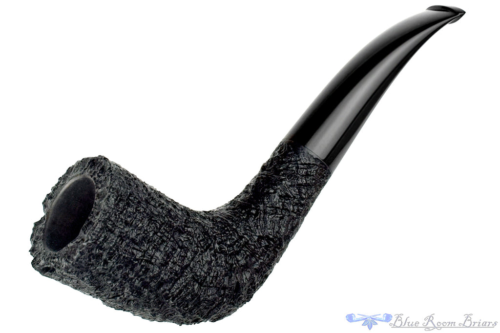 Blue Room Briars is proud to present this Yorgos Mitakidis Pipe 5223 Black Blast Horn