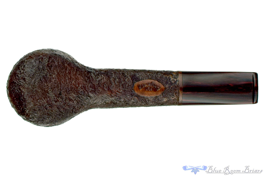 Blue Room Briars is proud to present this Jerry Crawford Pipe Sandblast Hawkbill 55 with Brindle