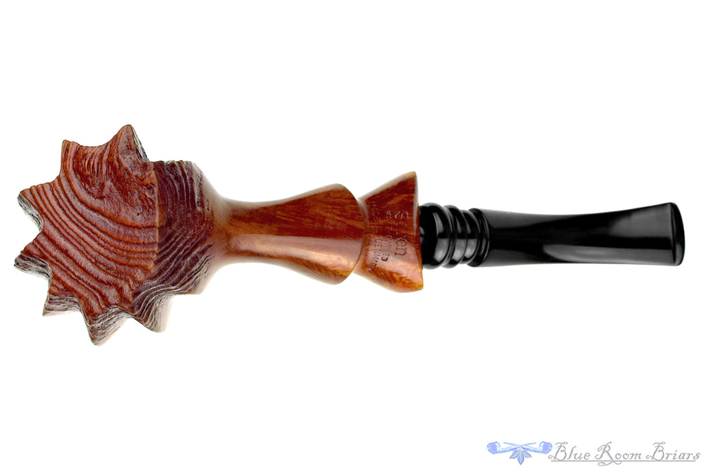 Blue Room Briars is proud to present this Søren Hand-Carved Bent Partial Blast Freehand Sitter with Plateau Estate Pipe