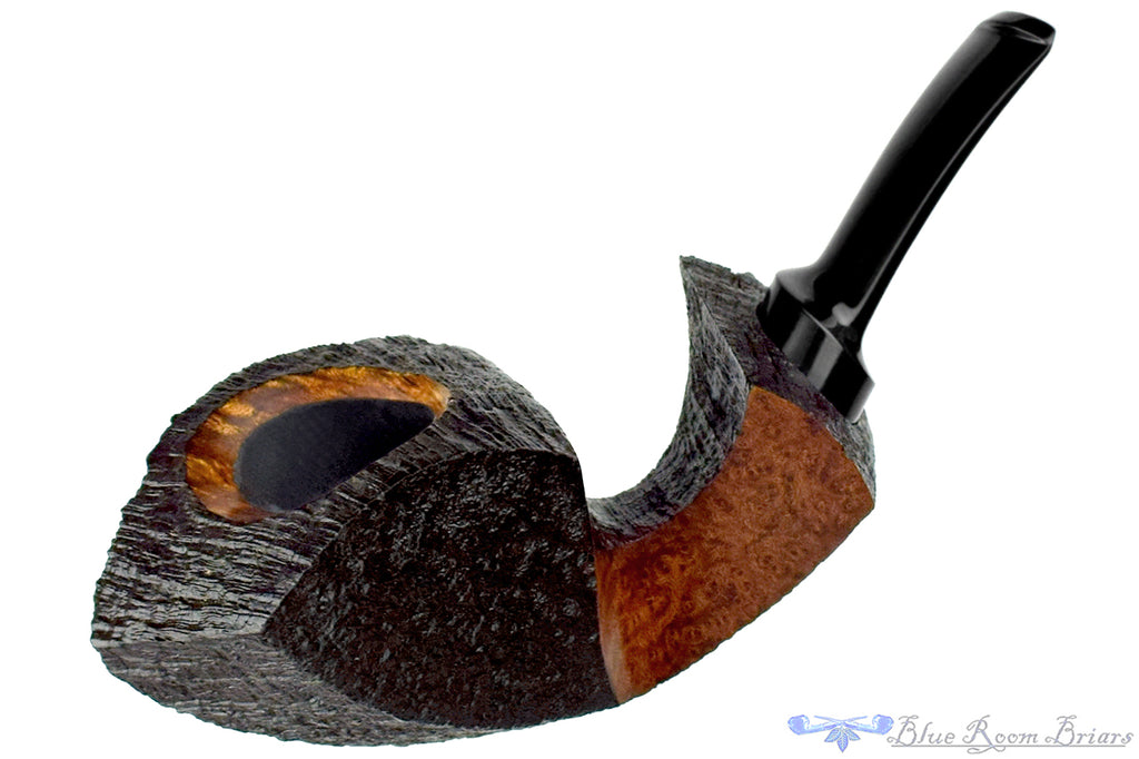 Blue Room Briars is proud to present this Jared Coles Pipe Bent Partial Blast Blowfish with Plateau