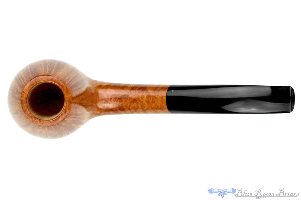 Blue Room Briars is proud to present this Chris Morgan Pipe Bent Egg