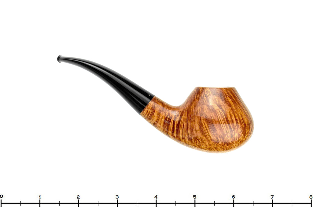 Blue Room Briars is proud to present this Chris Morgan Pipe Bent Tomato