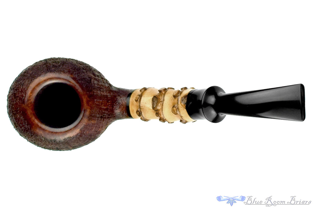 Blue Room Briars is proud to present this Nathan Armentrout Bent Sandblast Tomato with Bamboo Estate Pipe