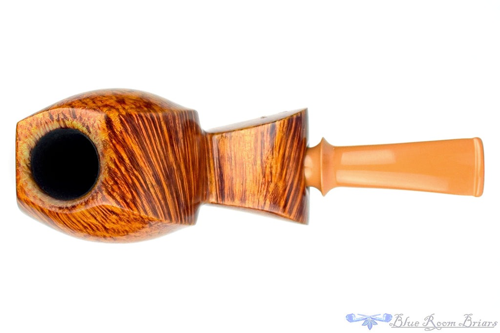 Blue Room Briars is proud to present this Tom Richard Pipe Smooth Crossgrain Blowfish