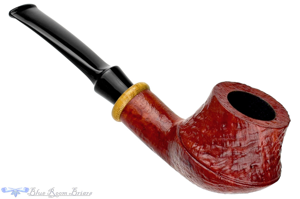 Blue Room Briars is proud to present this Bonsai Pipe by Tobias Höse Sandblast Rhodesian with Wood Ring