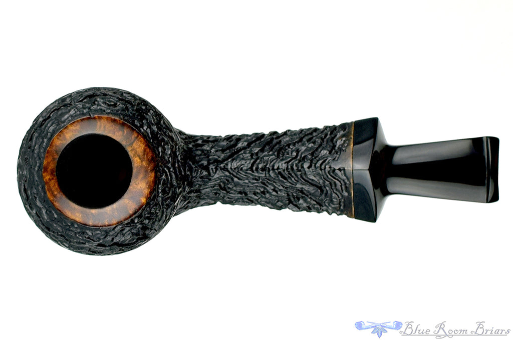 Blue Room Briars is proud to present this Andrea Gigliucci Pipe 1/8 Bent Carved Bulldog